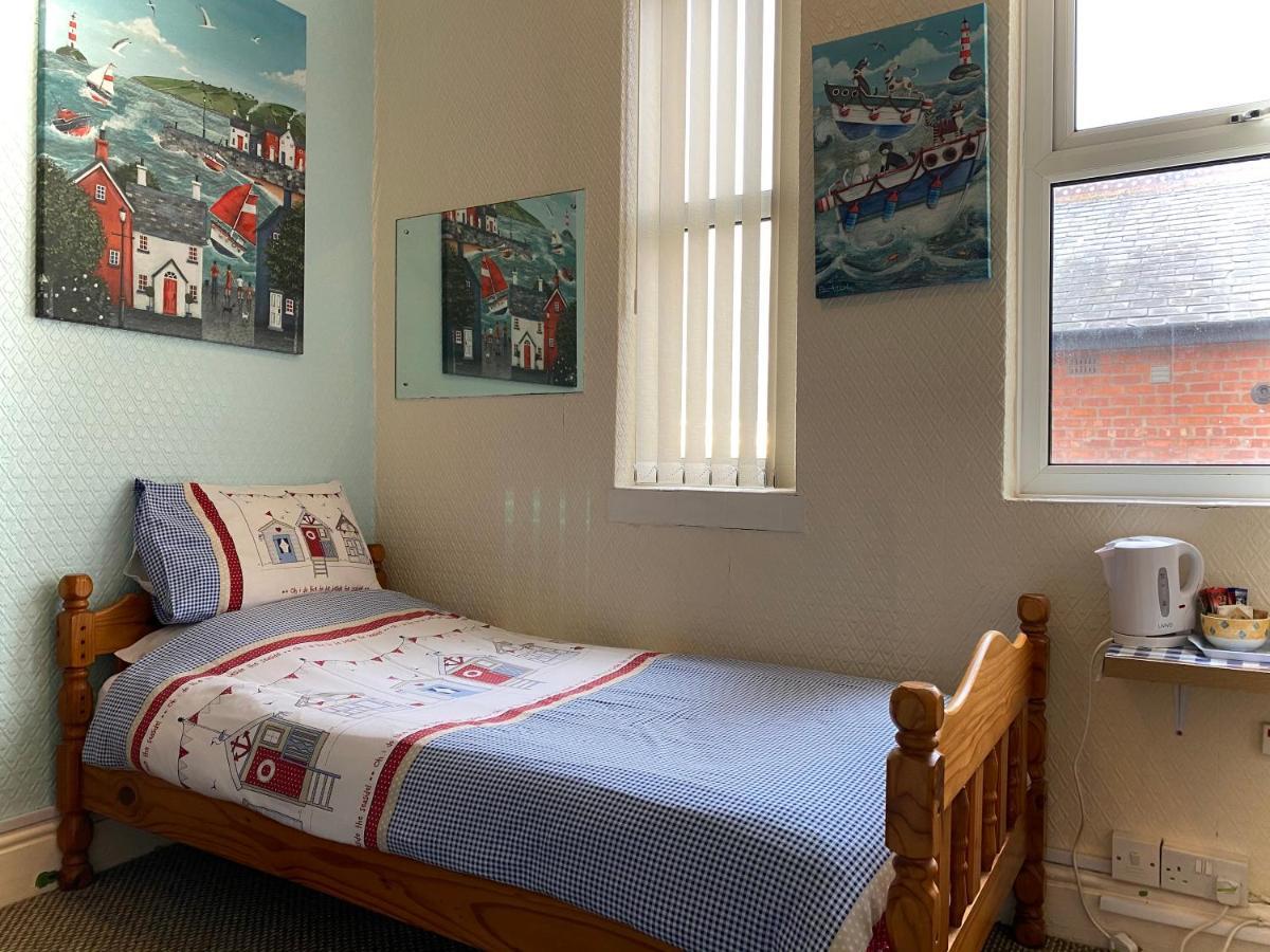 Cumbria Guest House Lytham St Annes Exterior photo