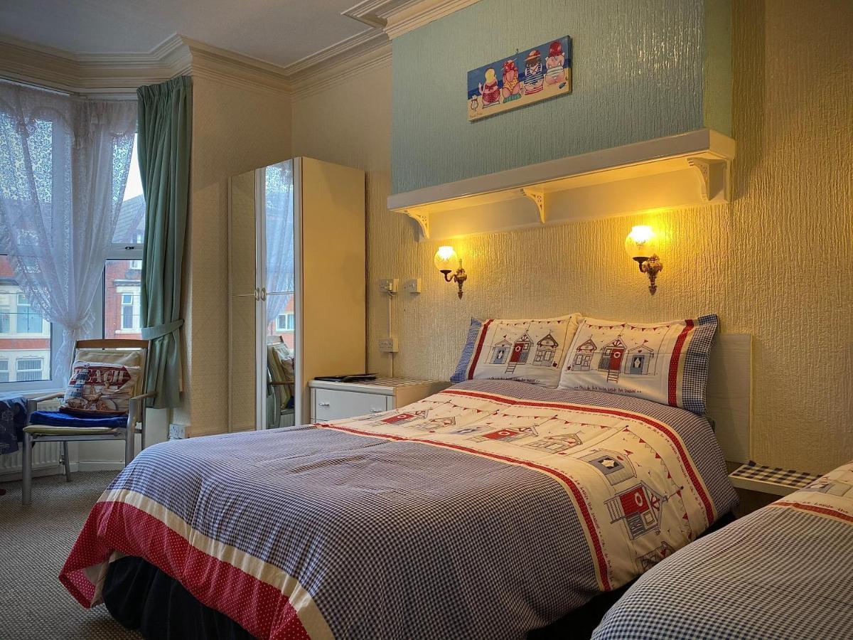 Cumbria Guest House Lytham St Annes Exterior photo